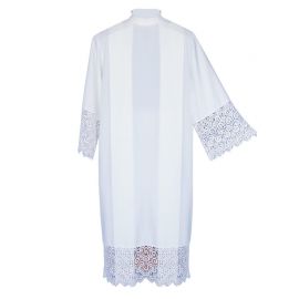Alba kapłańska z gipiurą