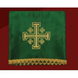 White dalmatic gold stripes + stole