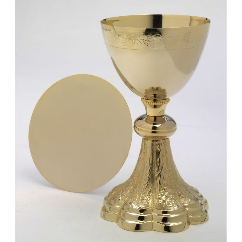 Kielich złocony + patena -21,5 cm. - Kielich złocony + patena -21,5 cm.