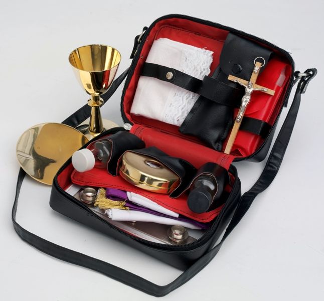 Walizka celebransa - Podróżny zestaw liturgiczny (17)