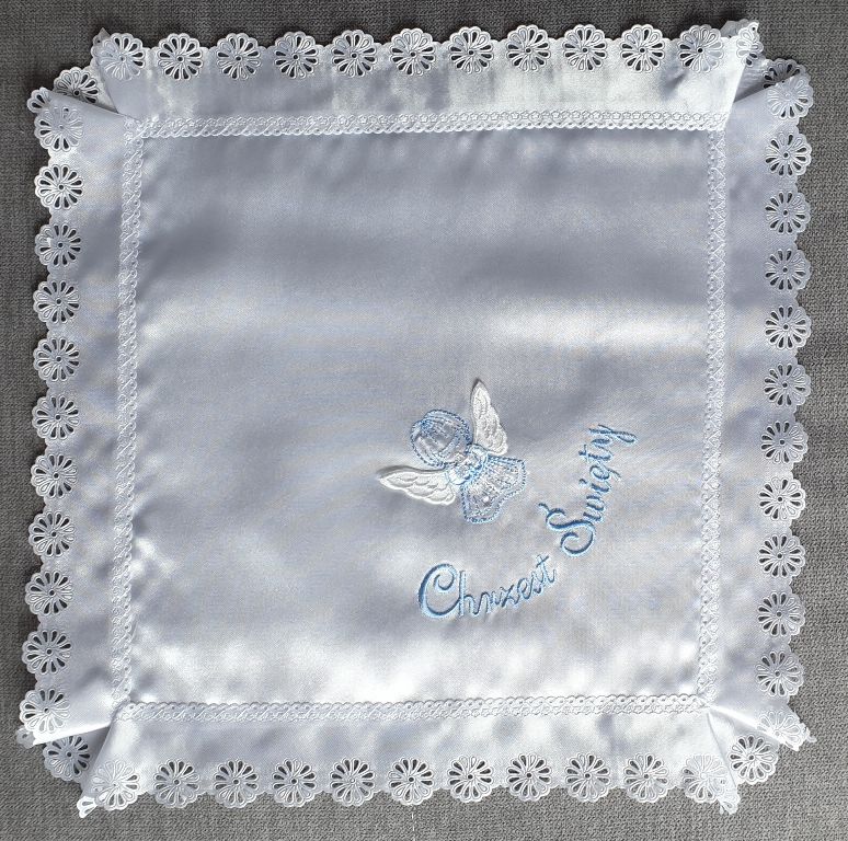 Szatka do chrztu - kwadrat, haft niebieski
