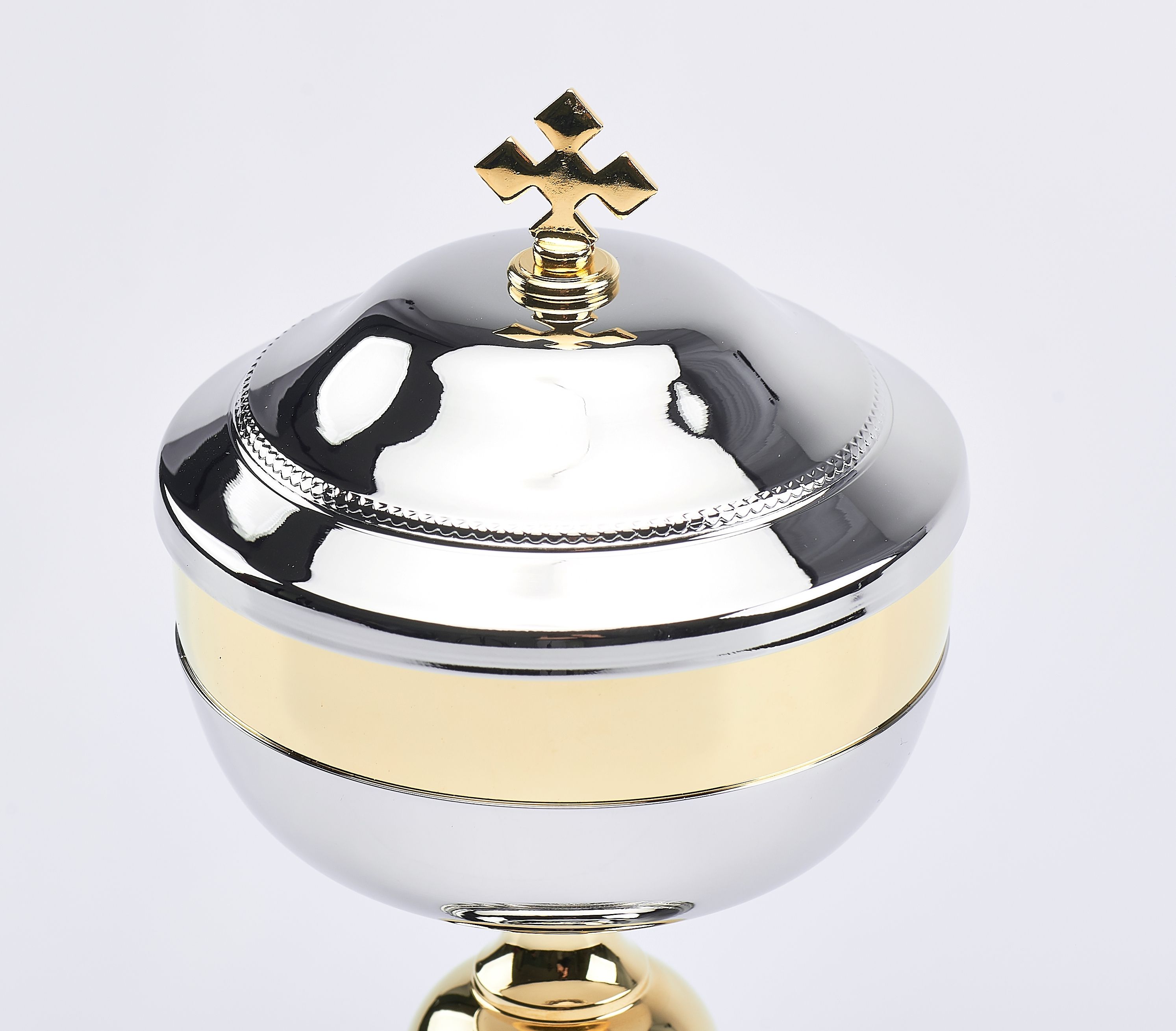 Puszka na komunikanty Maltańska, złocona - 19 cm (2) - zdjęcie 2 - Puszka na komunikanty Maltańska, złocona - 19 cm (2)