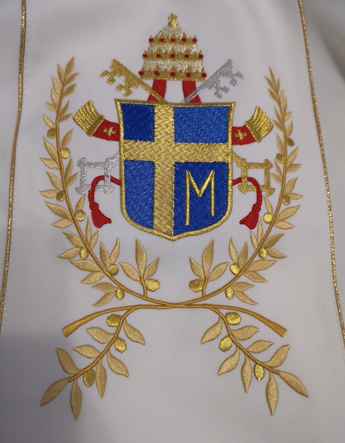 Ornat Jan Paweł II - cała postać - zdjęcie 3 - Ornat Jan Paweł II - cała postać