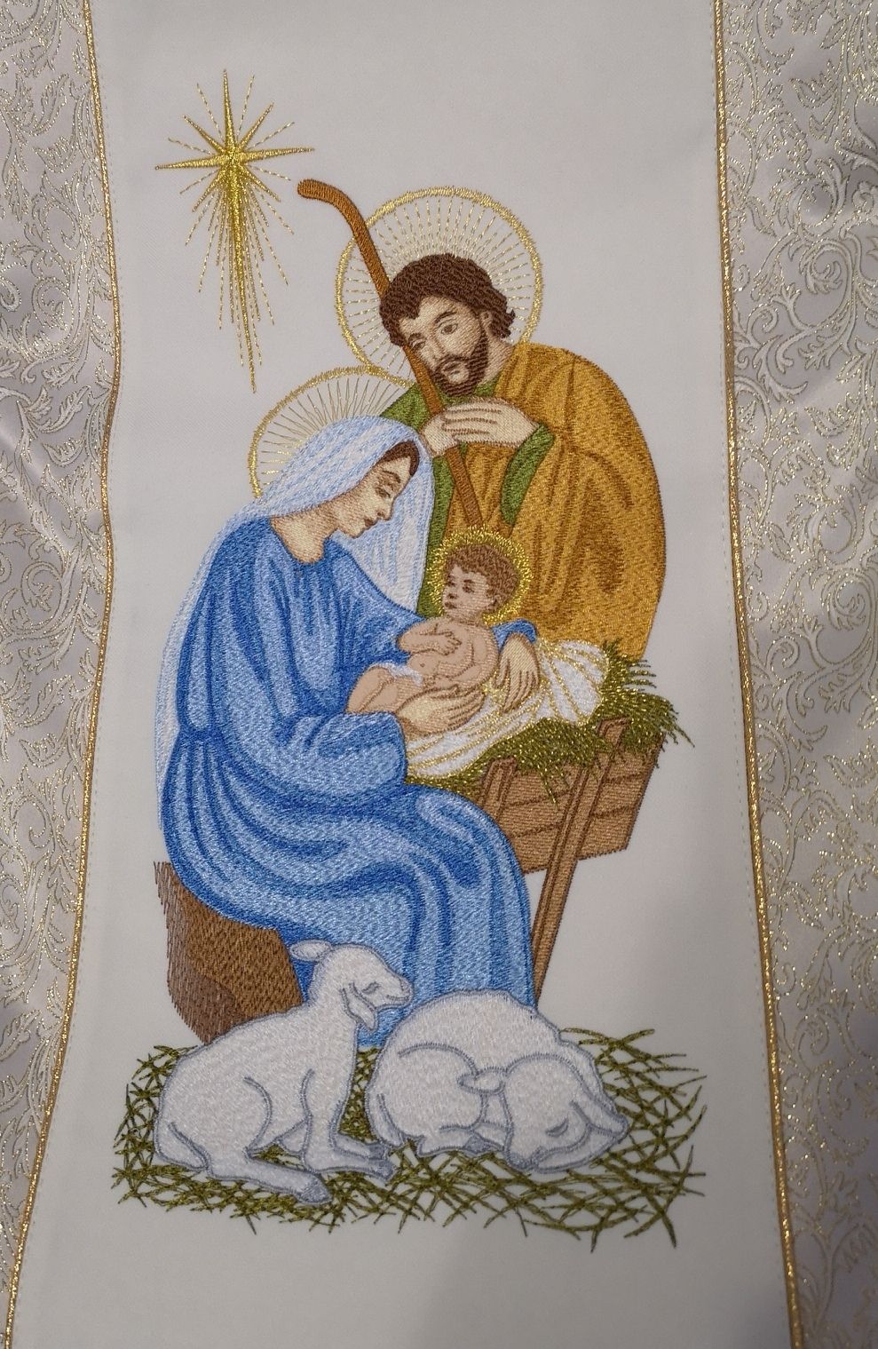 Ornat na Boże Narodzenie - zdjęcie 3 - Ornat na Boże Narodzenie