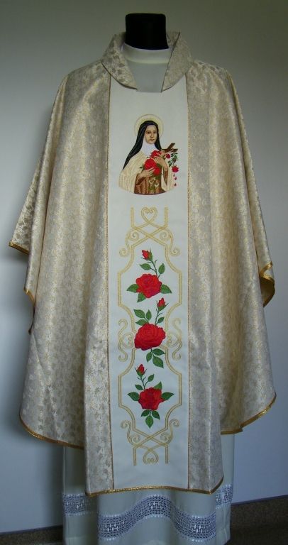 Ornat haftowany św. Teresa od Dzieciątka Jezus - zdjęcie 2 - Ornat haftowany św. Teresa od Dzieciątka Jezus
