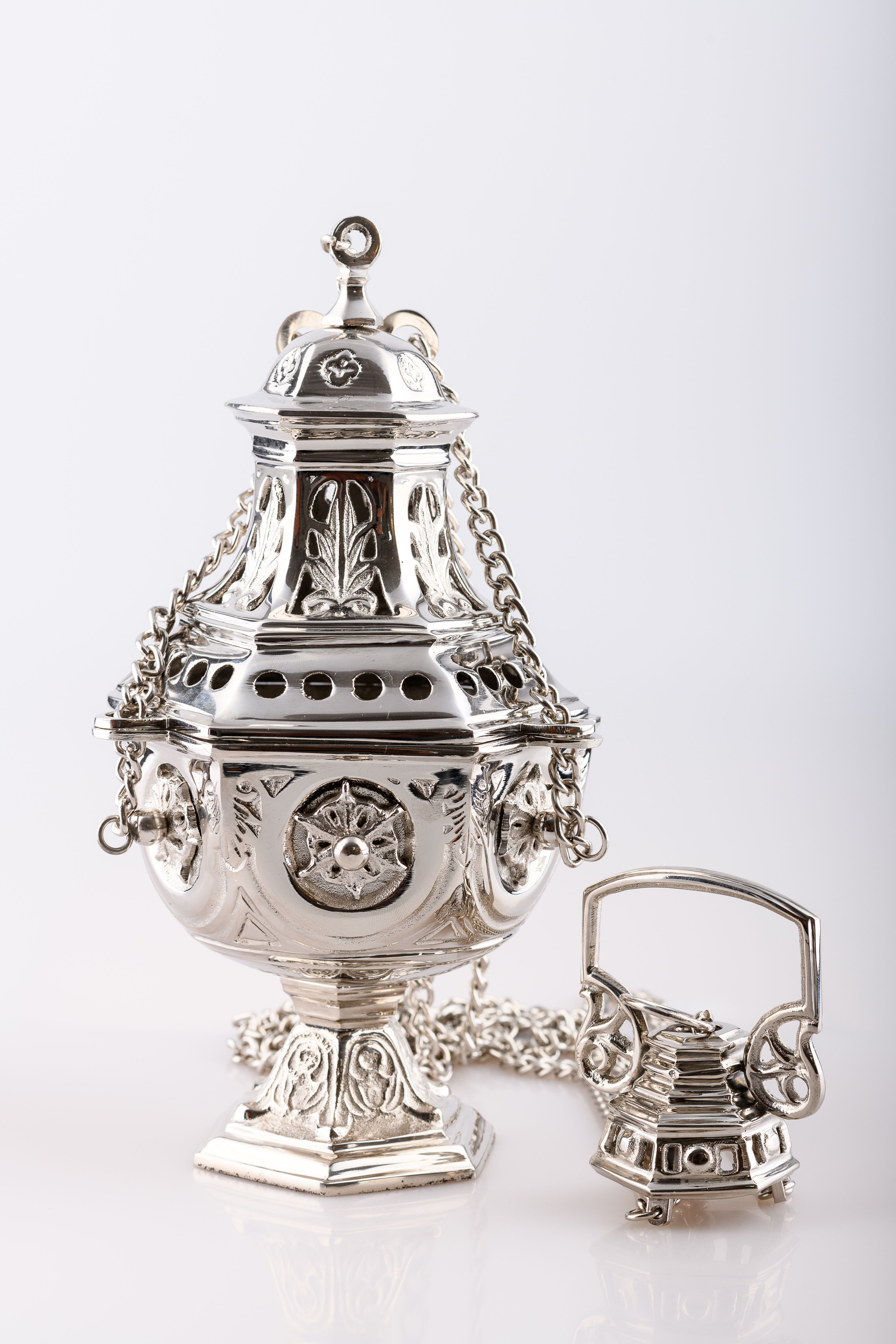 Solidny trybularz mosiężny, niklowany - 27 cm