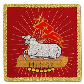 Palka haftowana czerwona - Baranek Ofiarny - kolor czerwony - Nowość