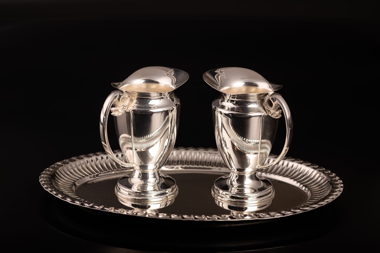 Zestaw dzbanków do wody i wina - mosiądz niklowany - zdjęcie 3 - Zestaw dzbanków do wody i wina - mosiądz niklowany