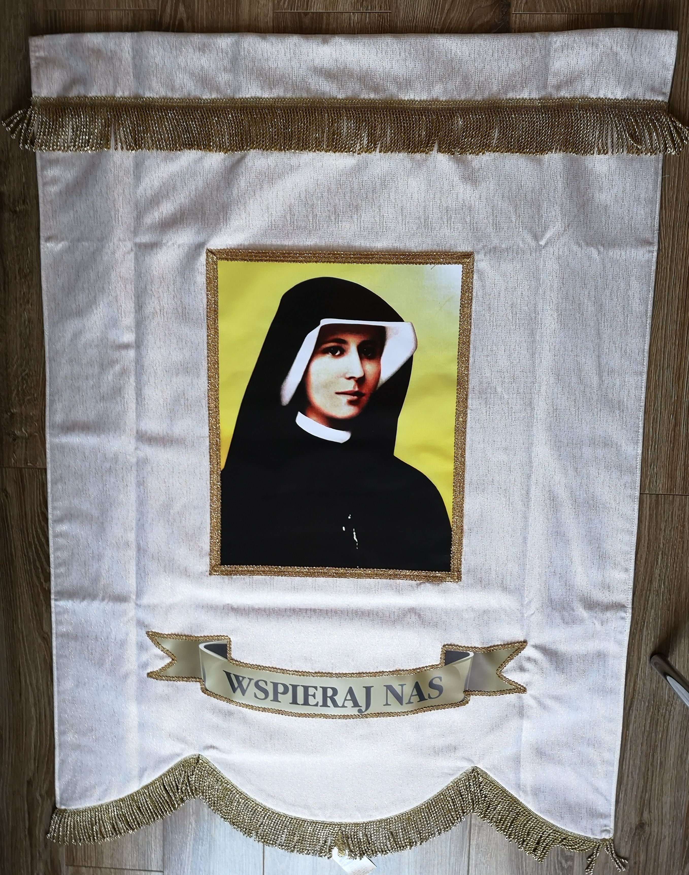 Chorągiew procesyjna (10) - zdjęcie 3 - Chorągiew procesyjna (10)