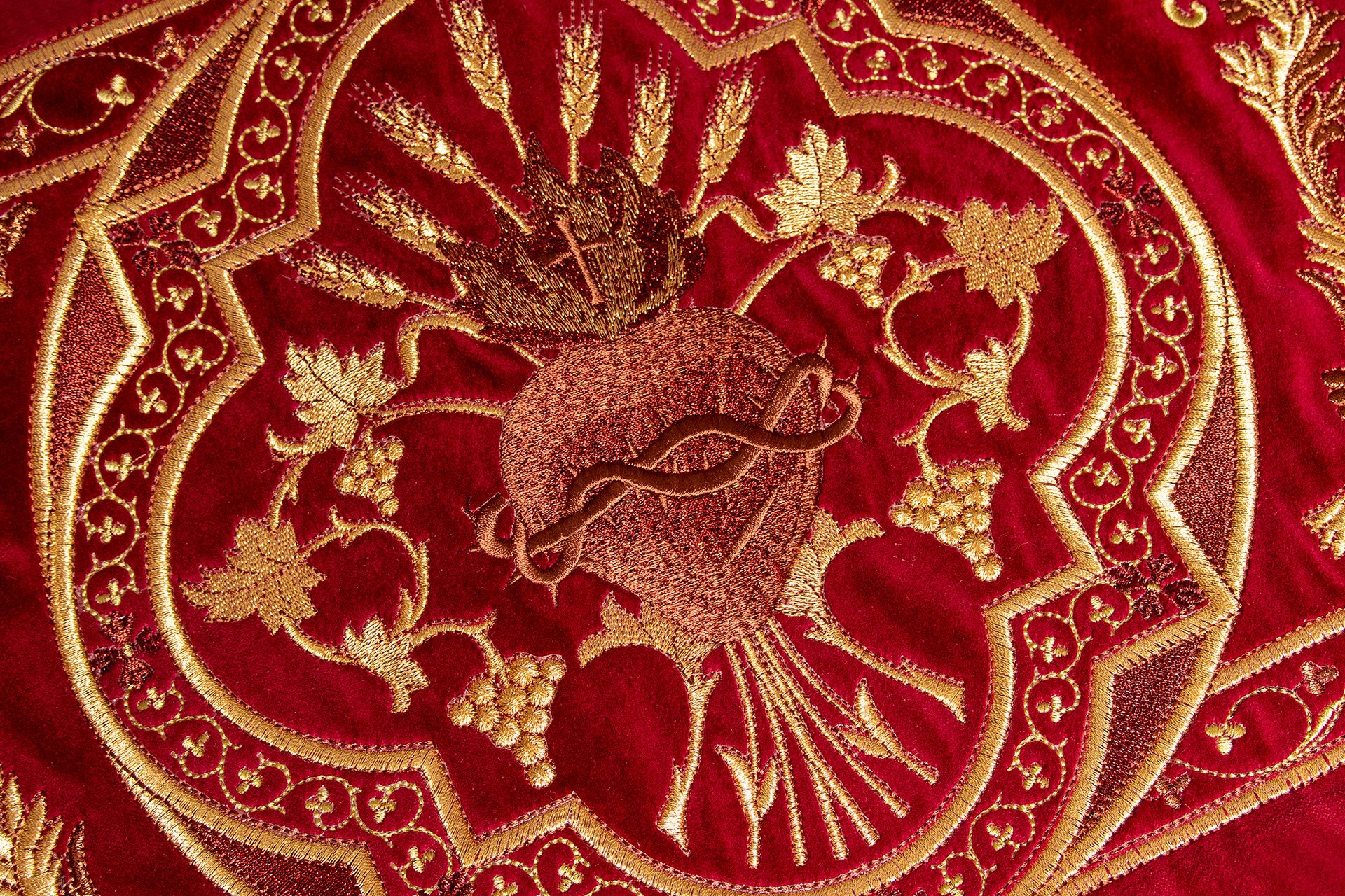 Baldachim aksamitny - kolekcja ekskluzywna - zdjęcie 5 - Baldachim aksamitny - kolekcja ekskluzywna