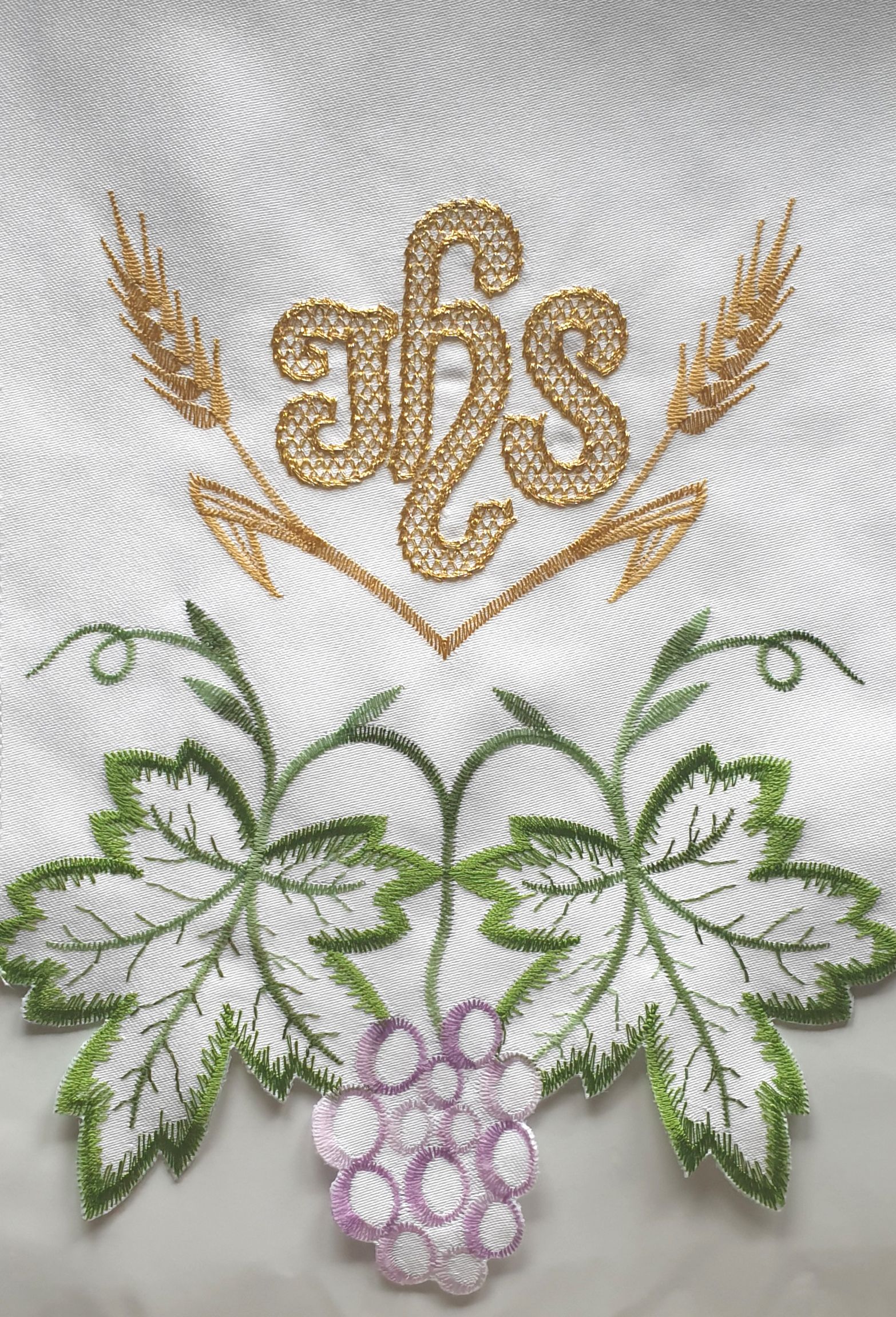 Obrus ołtarzowy haftowany - wzór eucharystyczny (150)