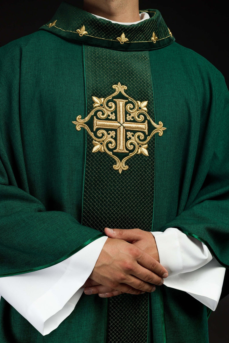 Ornat haftowany zielony, aksamit, symbol krzyża (H209) - zdjęcie 5