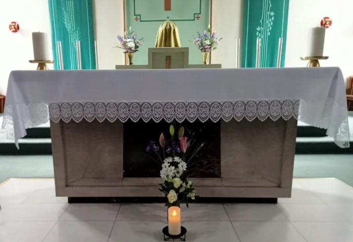 Obrus ołtarzowy (2)