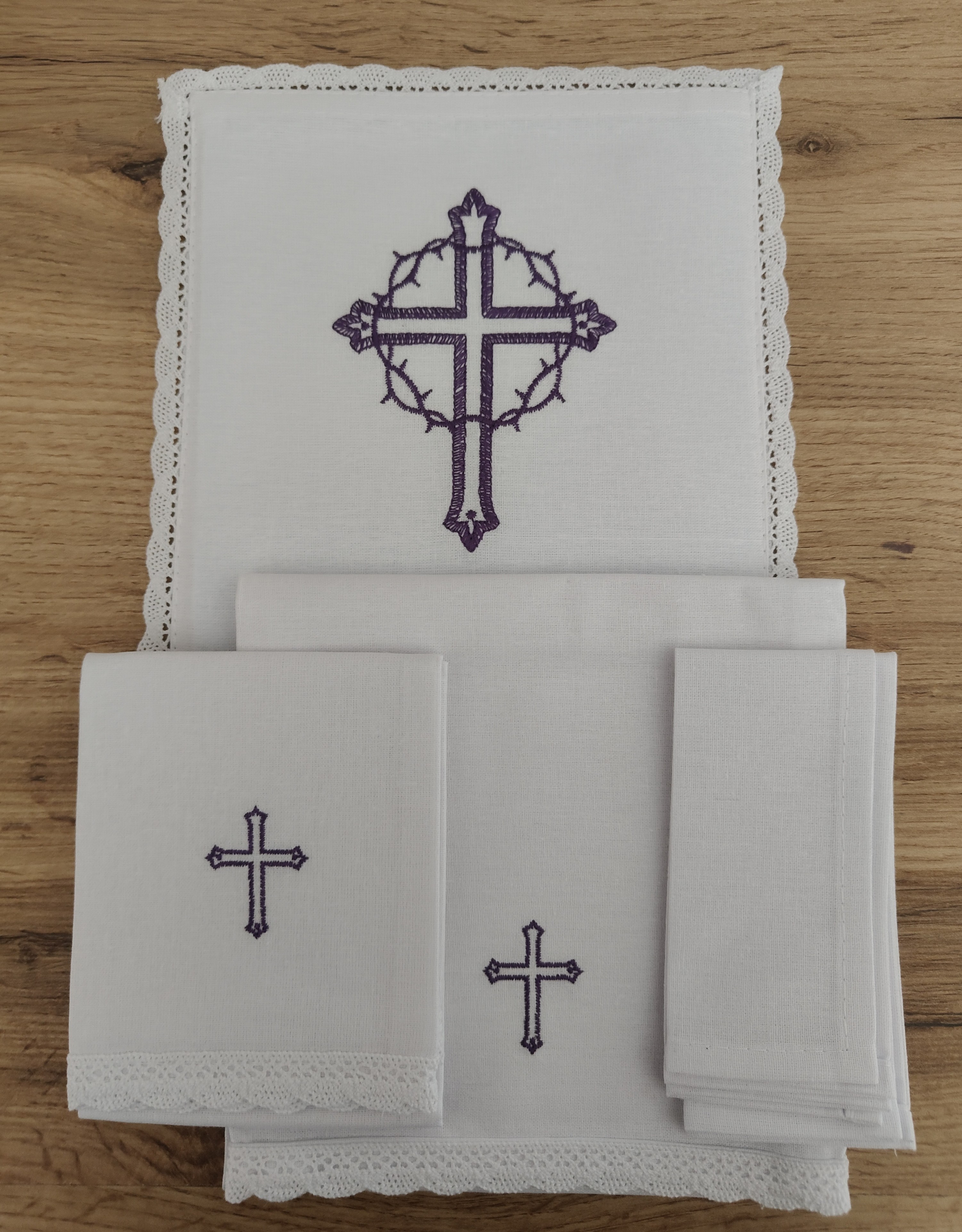 Bielizna kielichowa fioletowa Krzyż + korona cierniowa - Brak kategorii