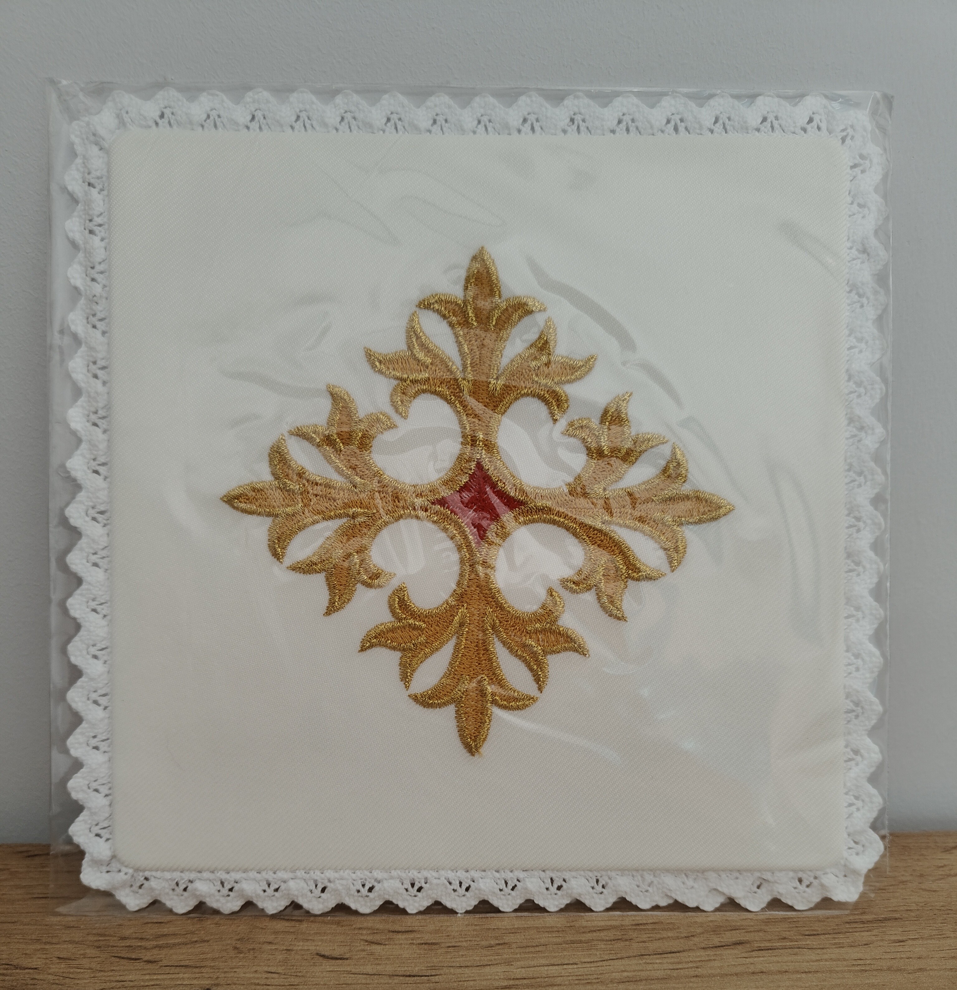 Palka haftowana, ecru - Krzyż - Palka