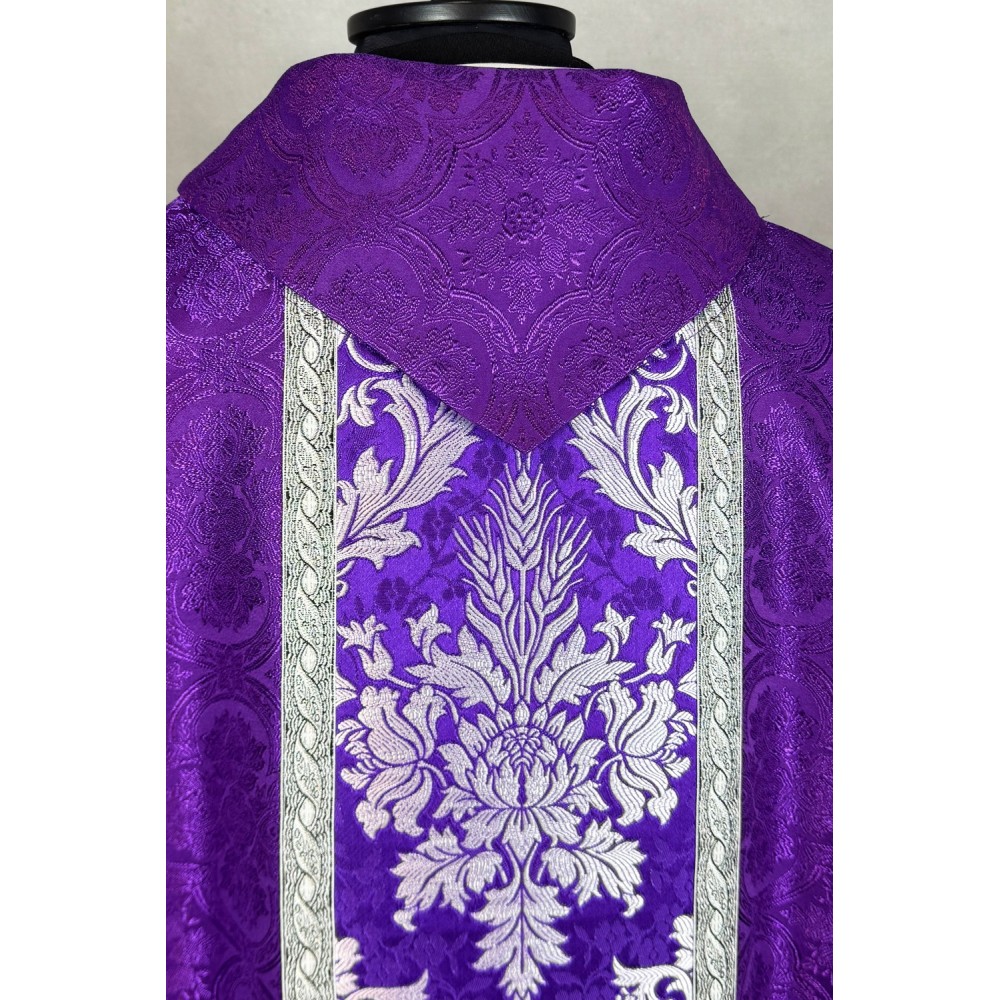 Ornat gotycki - tkanina fioletowa żakard - zdjęcie 2