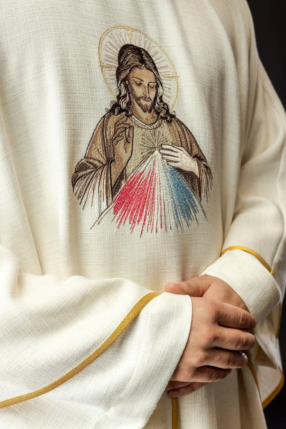 Ornat z wizerunkiem Jezusa Miłosiernego- ecru - zdjęcie 5