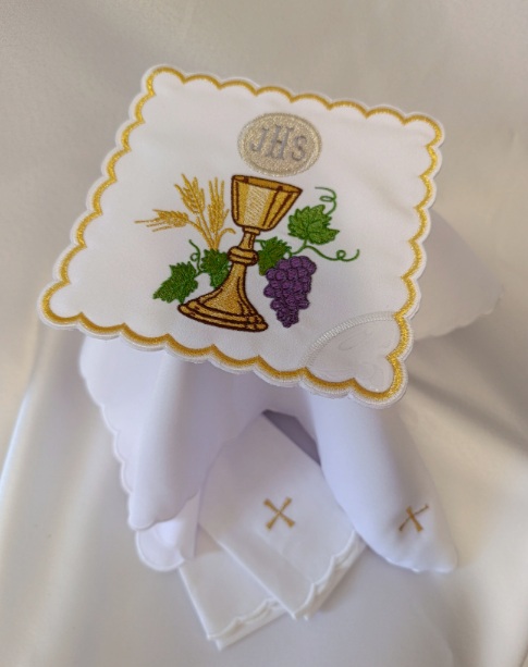 Bielizna kielichowa z motywem kielicha eucharystycznego – komplet 4 części