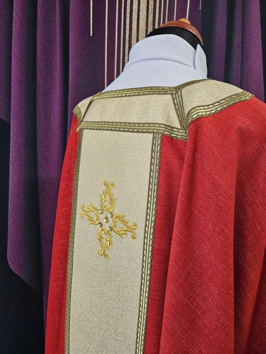 Ornat haftowany Święty Wawrzyniec – czerwony - zdjęcie 5