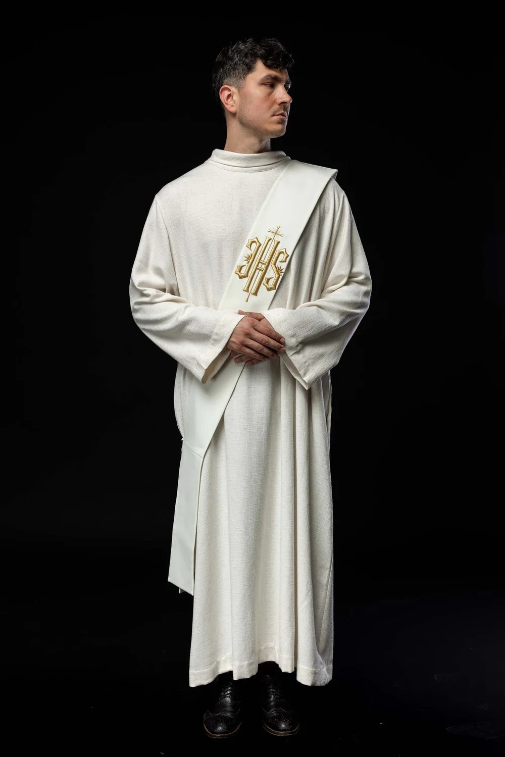 Stuła diakońska haftowana IHS , Krzyż (6)