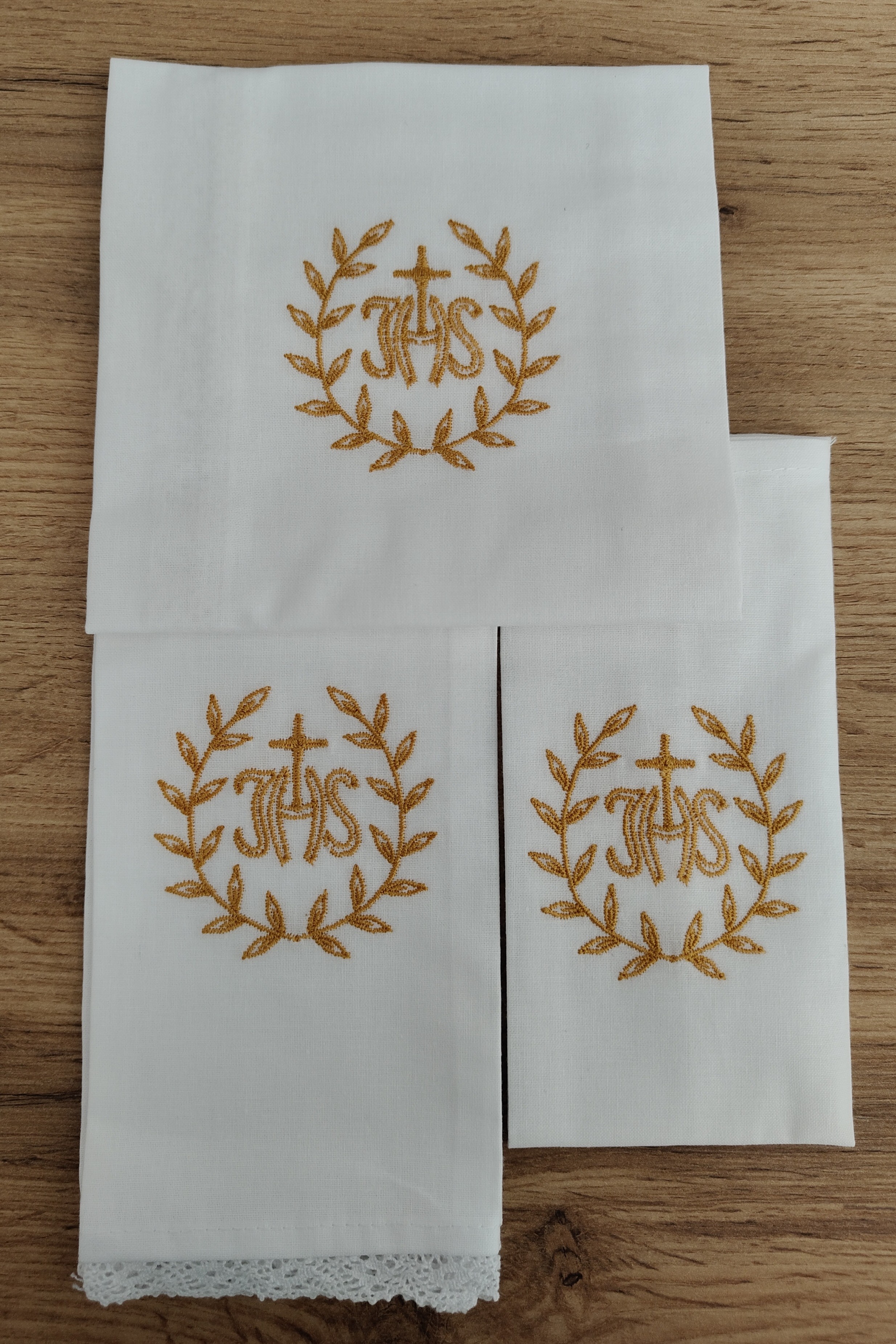 Bielizna kielichowa IHS złoty